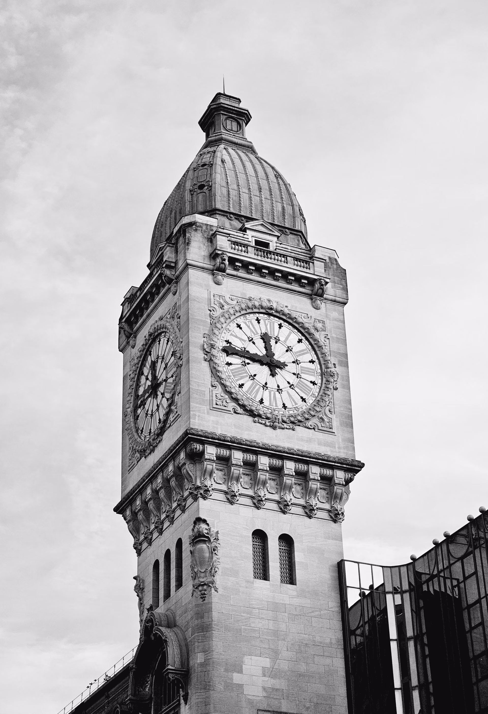 Tour de l’horloge de la Gare de Lyon à Paris